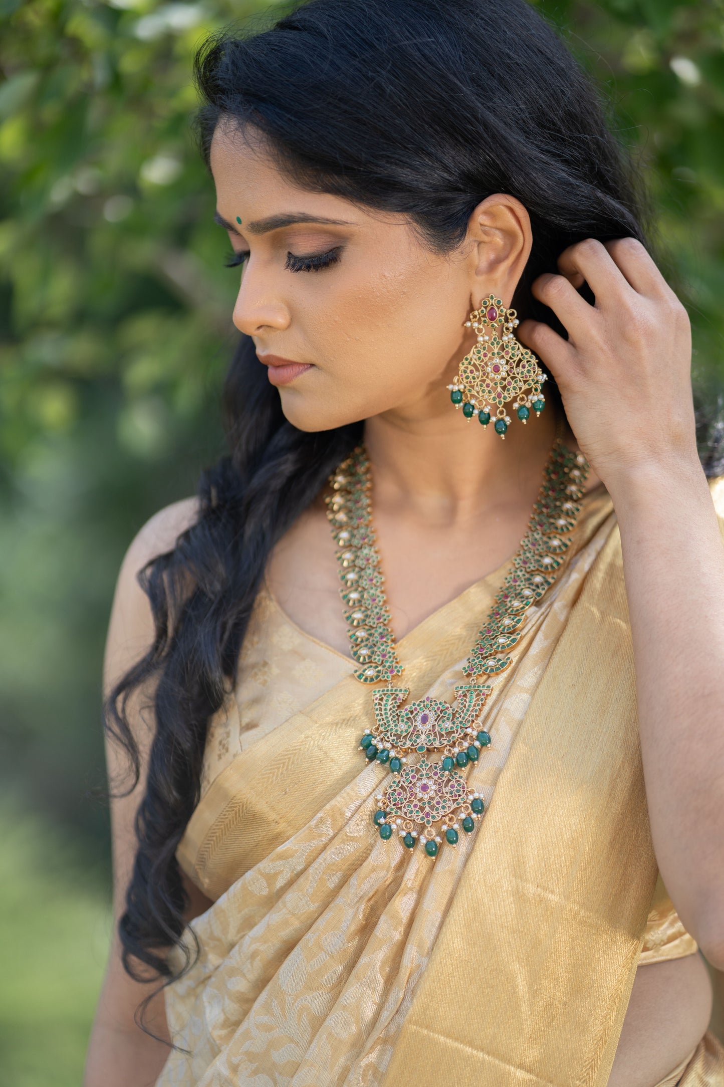 Dharani Necklace Set