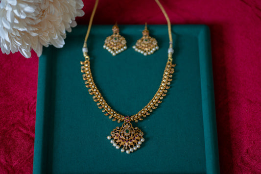 Lavanya Necklace Set