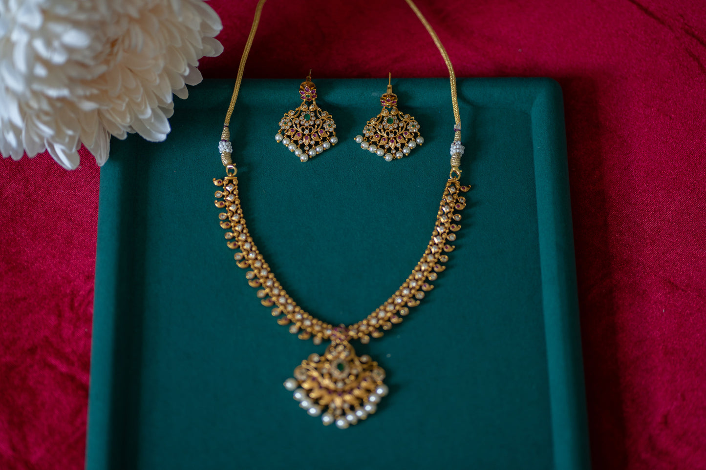 Lavanya Necklace Set