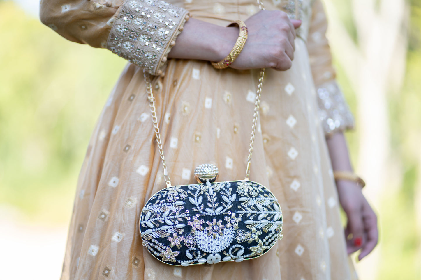 Esha Clutch Bag