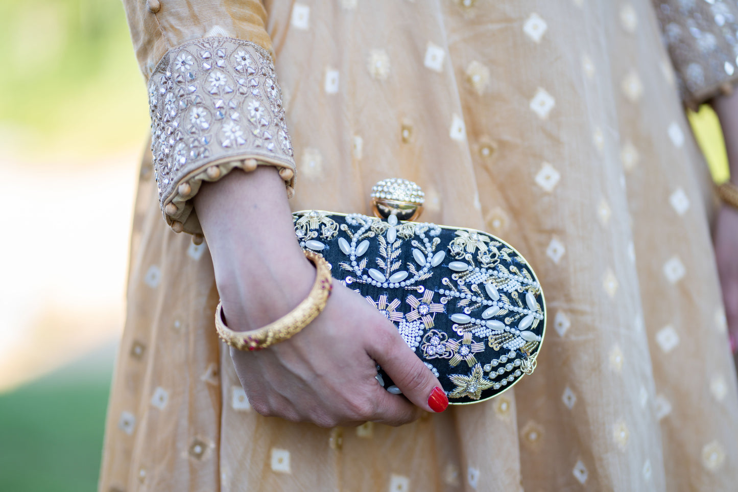 Esha Clutch Bag