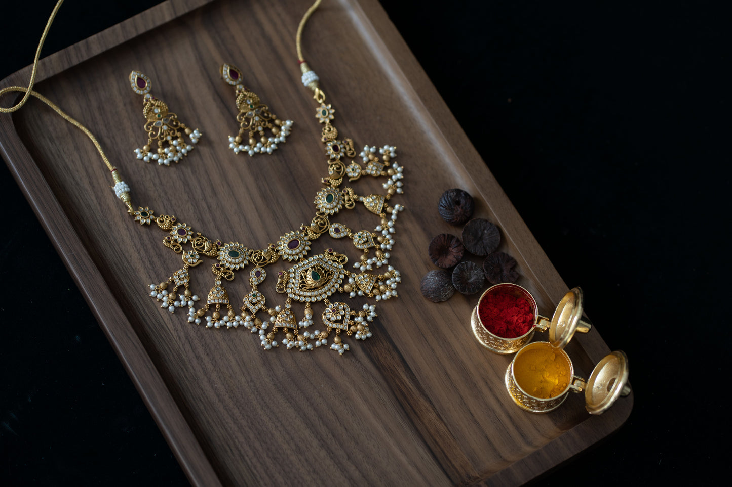 Yamini Necklace Set