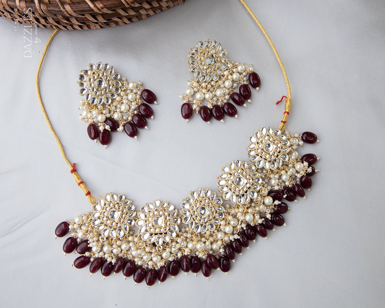 Reyna Neckset