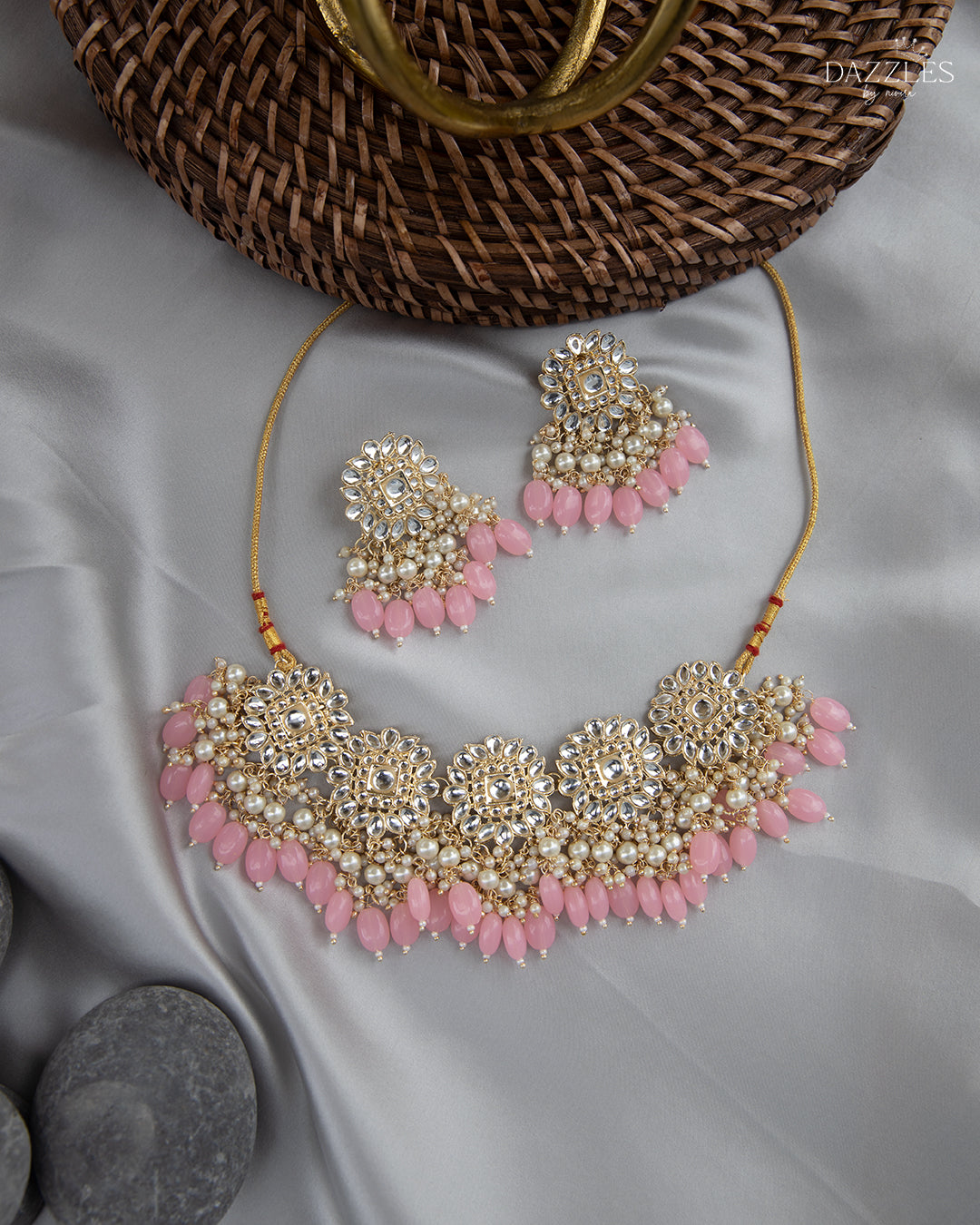 Reyna Neckset